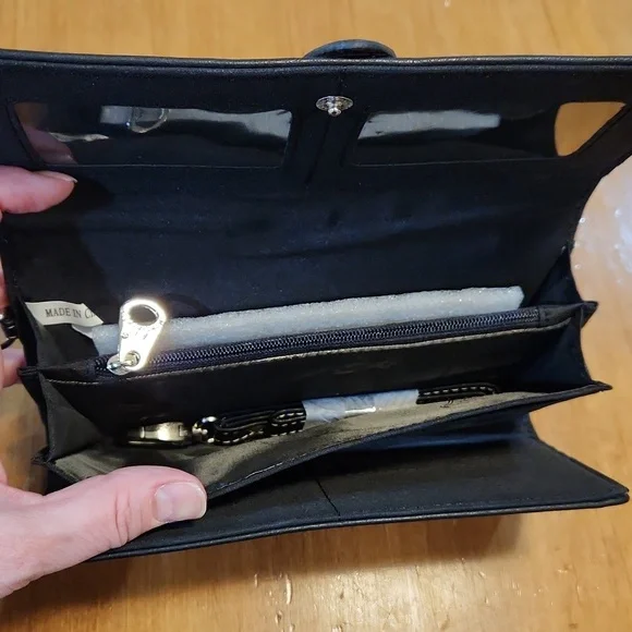 Wallet - Picture 4 of 5